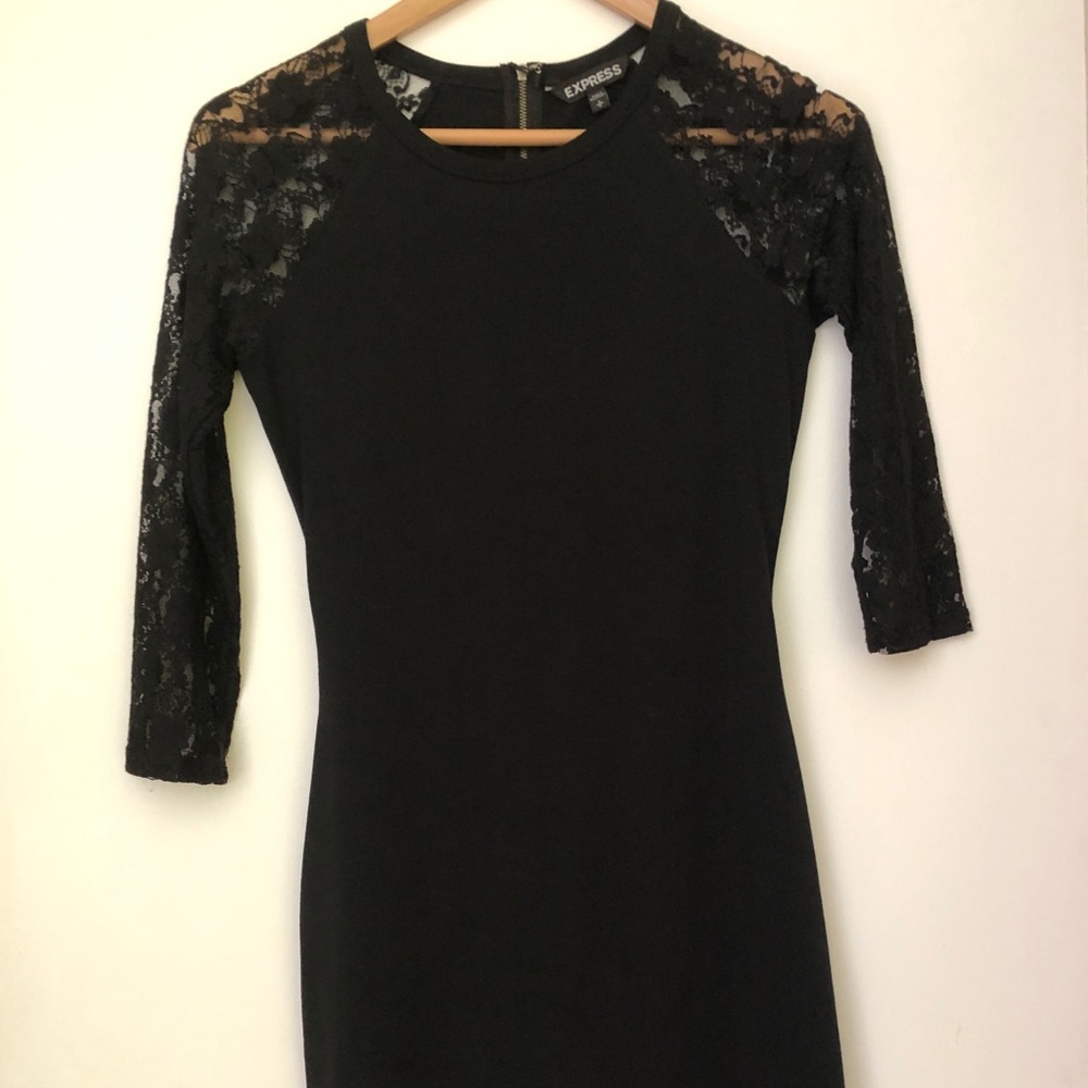 Express Dress with Lace 3/4 sleeve Dress